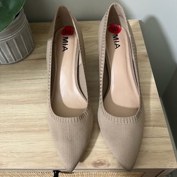Mia 3” heels size 10 - Picture 3 of 4
